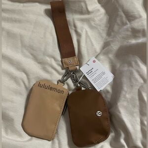 Lululemon dual pouch wristlet